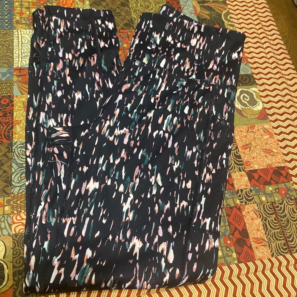Ideology leggings